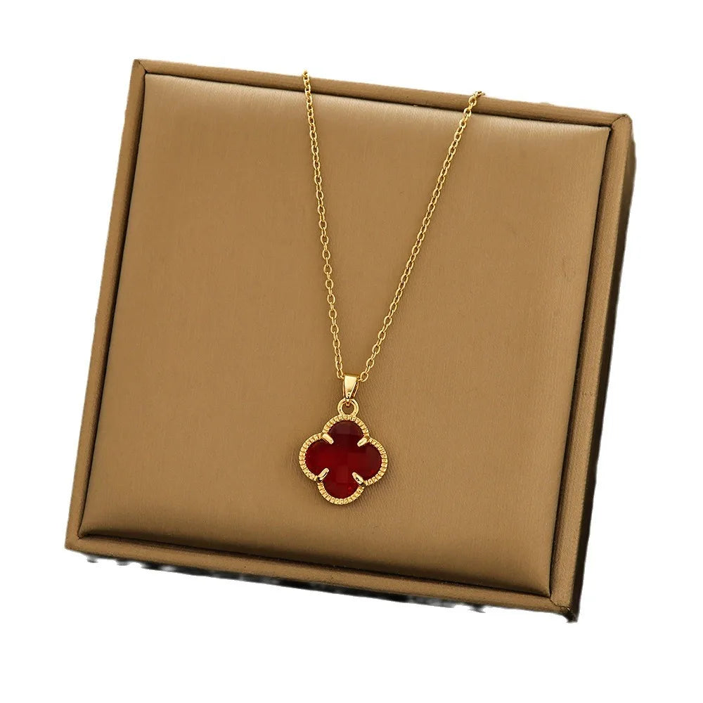 Four-leaf clover necklace, a unique design for women, versatile and elegant titanium steel collarbone chain